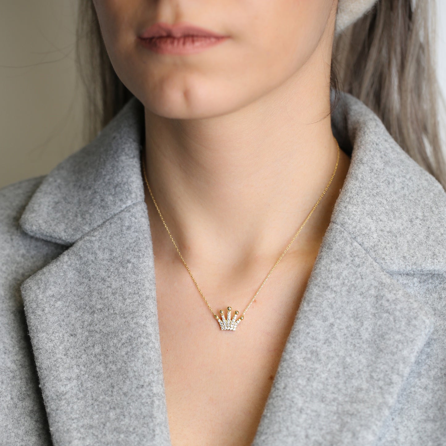 Simple Queen Crown Sterling Silver Necklace