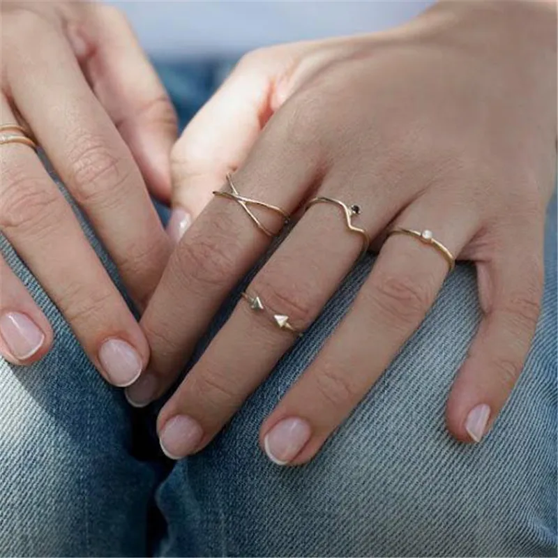 Simple X Cross Three-Dimensional Open Ring
